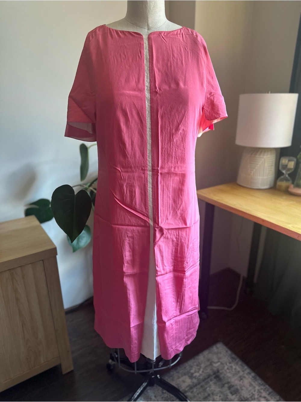 Vintage Ports 1961 Bright Pink Short-Sleeve Shift Dress